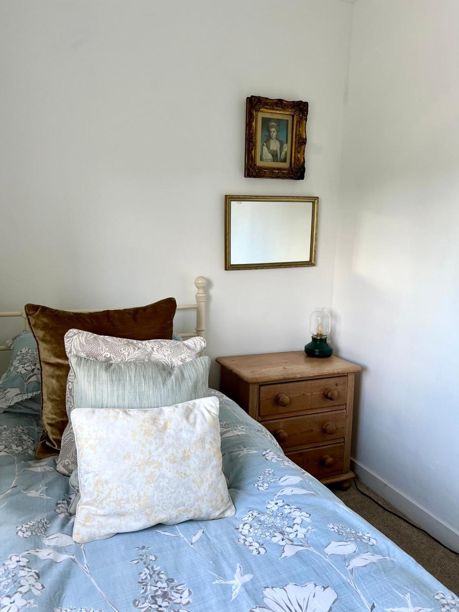 Holly Cottage Cosy Home In Sherwood Forest Edwinstowe Bagian luar foto